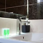 Elata Aparts Skhidnytsia