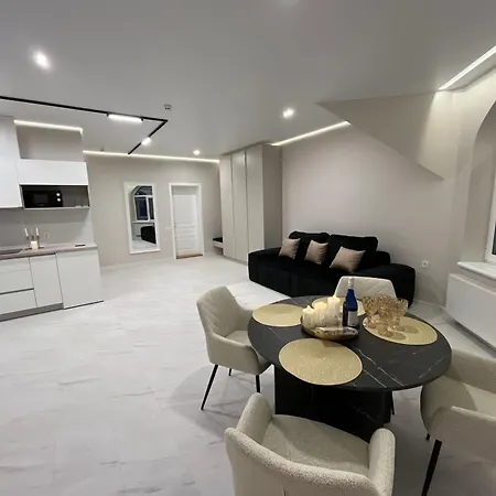 Elata Aparts Penzion Skhidnytsia