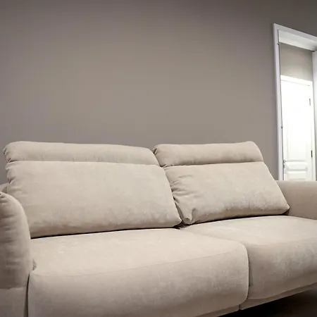 Elata Aparts Skhidnytsia