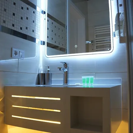 Elata Aparts 3* Skhidnytsia